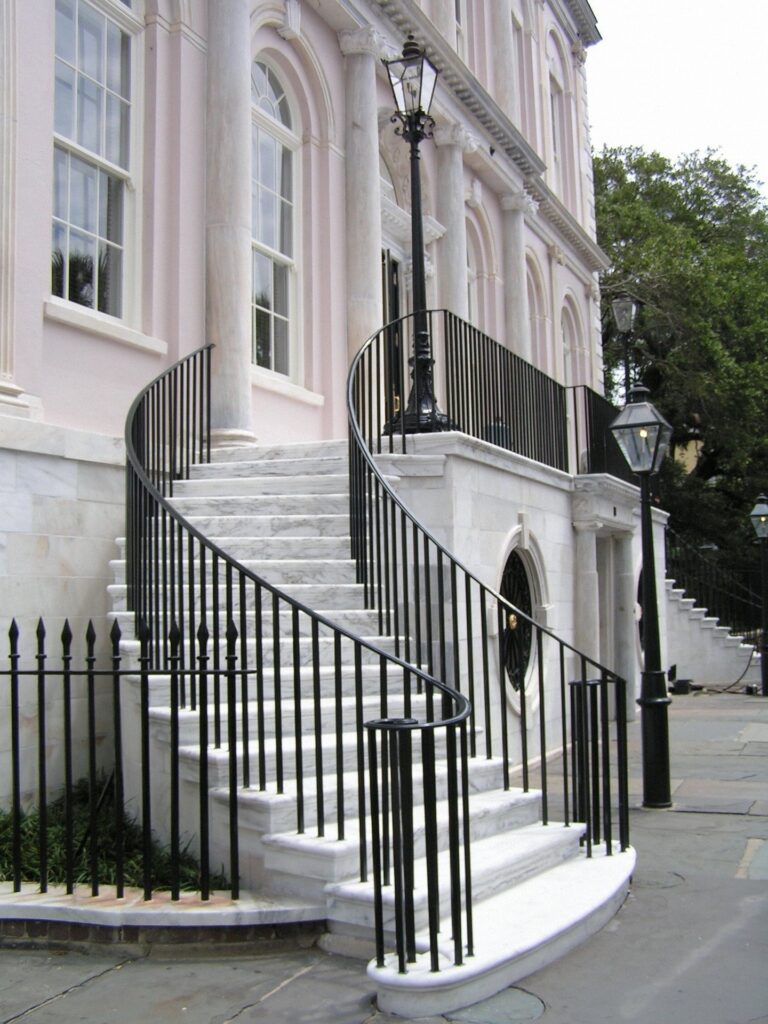 curved staircase